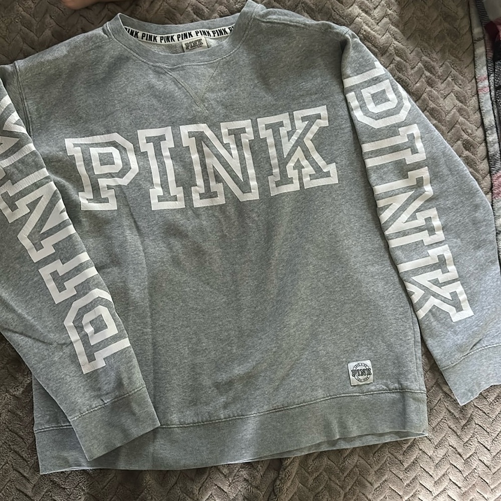 Victoria's Secret PINK pull over - Picture 1 of 2